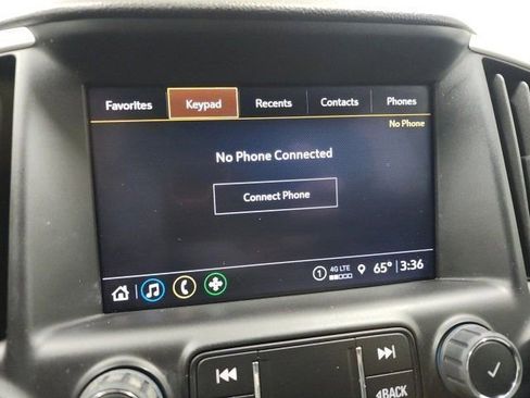 Used 2022 GMC Terrain SLT w/ Elevation Edition image 5