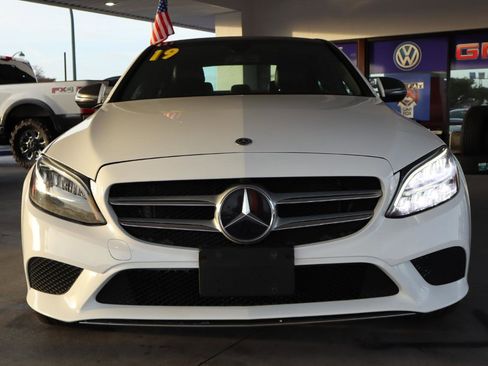 Used 2019 Mercedes-Benz C 300 4MATIC Sedan image 11