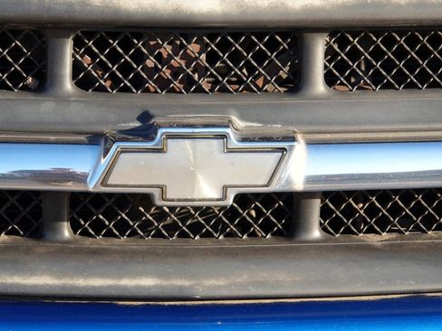 Used 2000 Chevrolet S10 Pickup LS w/ Preferred Equipment Group image 38