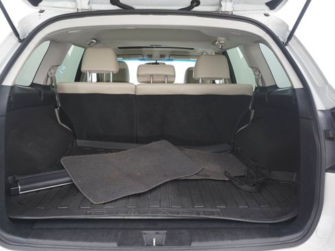 Used 2014 Subaru Outback 2.5i Limited w/ Moonroof Package AWD/4WD image 9