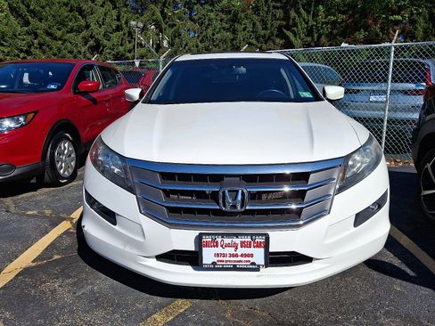 Used 2010 Honda Crosstour EX-L image 2