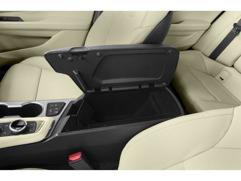Used 2020 Cadillac CT4 Luxury w/ Sun And Sound Package AWD/4WD image 9