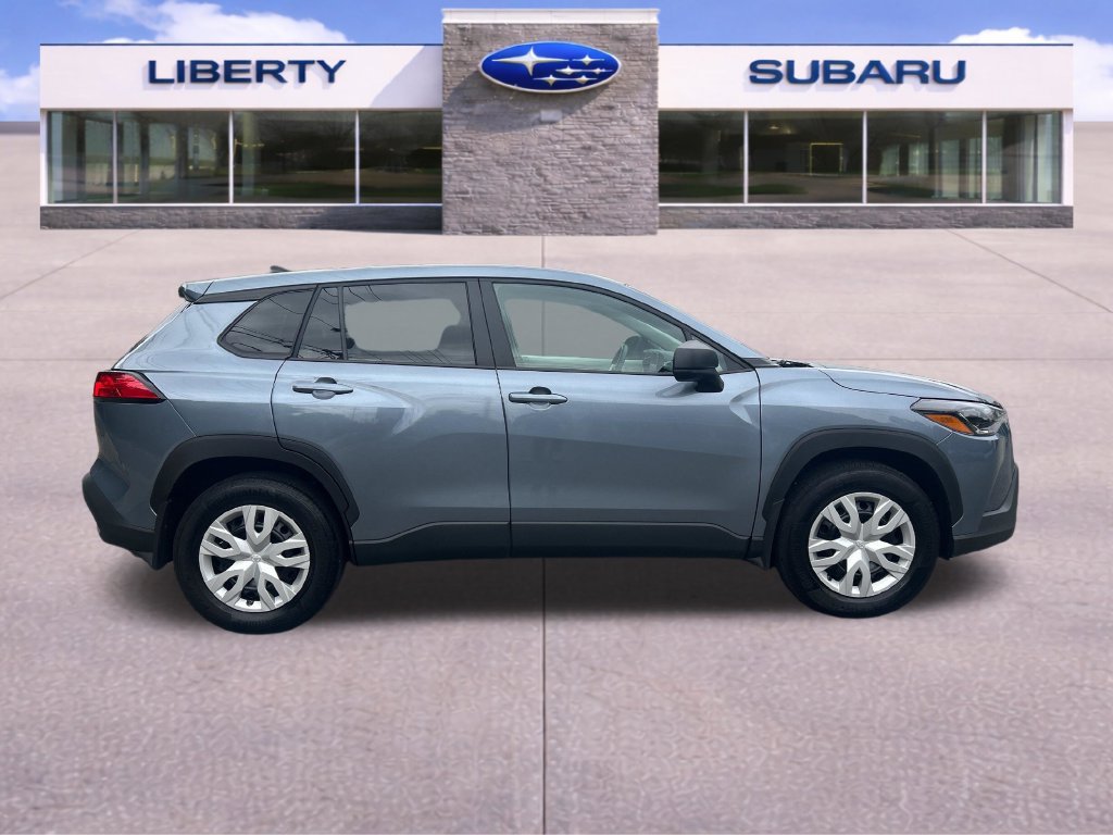 Used 2024 Toyota Corolla Cross L AWD/4WD image 19