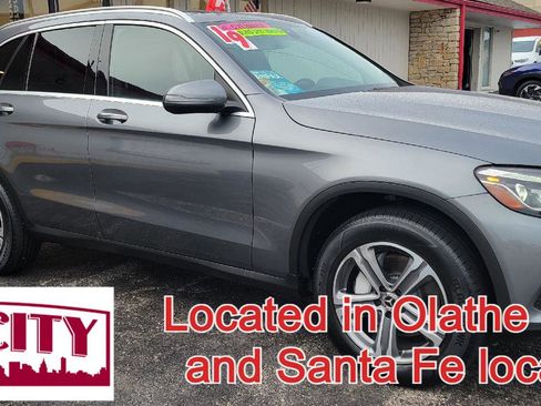 Used 2019 Mercedes-Benz GLC 300 w/ Premium Package image 1