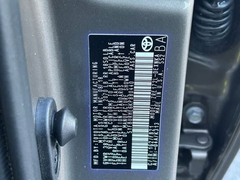 Used 2019 Toyota Corolla LE FWD image 21