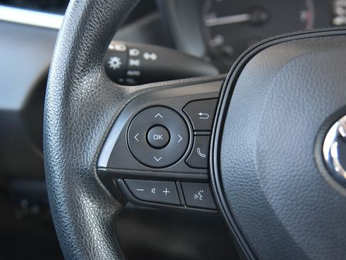 Used 2024 Toyota Corolla LE image 30