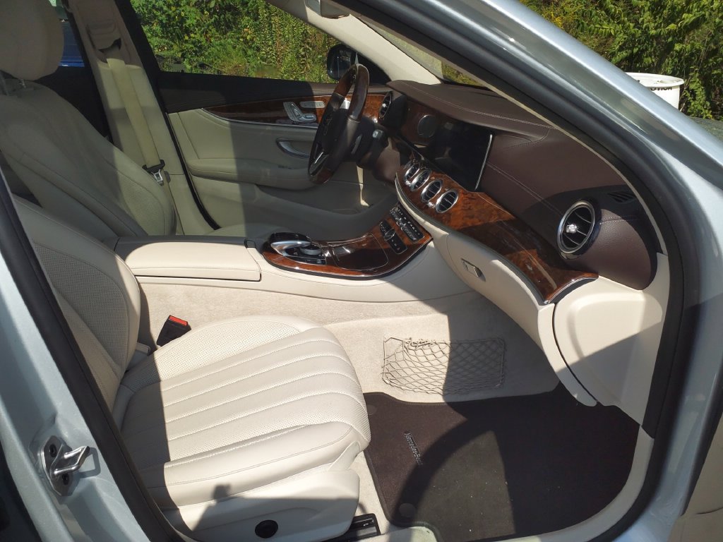 Certified 2020 Mercedes-Benz E 350 4MATIC Sedan image 10