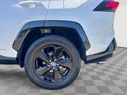 Used 2021 Toyota RAV4 XSE w/ XSE Grade Weather Package AWD/4WD image 29