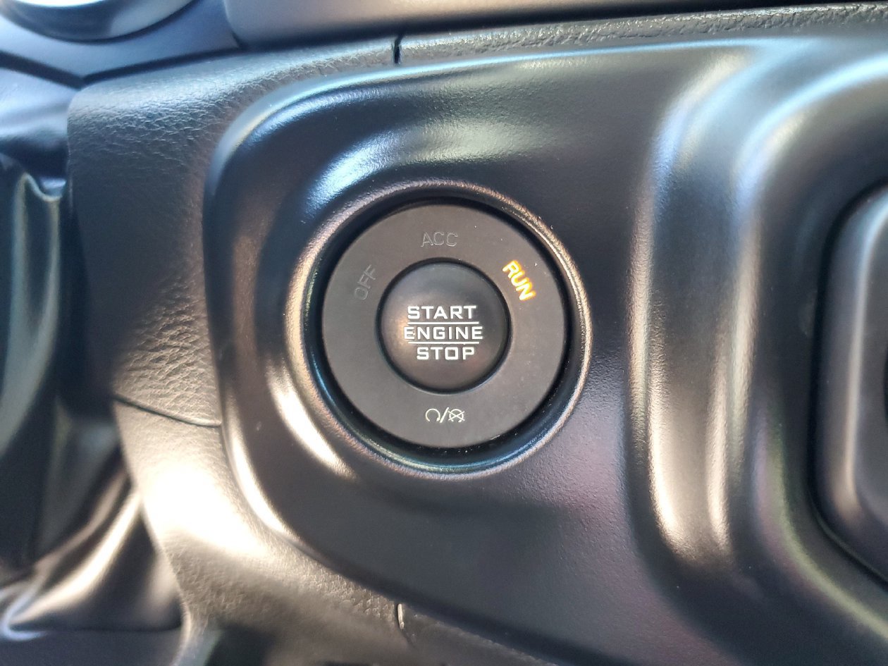 Used 2022 Jeep Wrangler Unlimited Sport AWD/4WD image 24