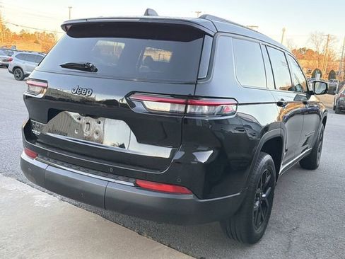 Used 2024 Jeep Grand Cherokee L Altitude image 4