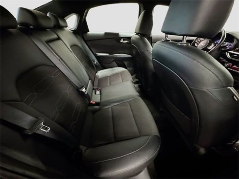 Used 2023 Kia Forte GT-Line image 29