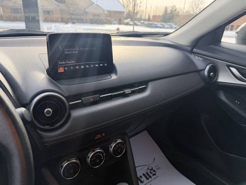 Used 2020 MAZDA CX-3 Sport image 16