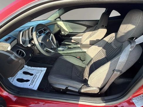 Used 2015 Chevrolet Camaro LS RWD image 12