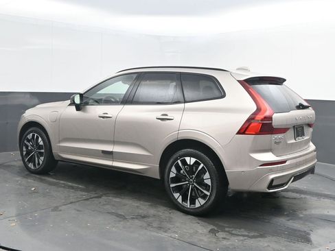 New 2026 Volvo XC60 T8 Plus w/ Protection Package Premier image 5