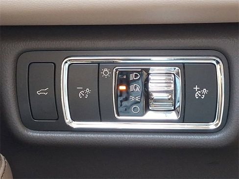 Used 2023 Lincoln Aviator Reserve w/ Elements Package Plus AWD/4WD image 26