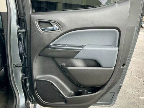 Used 2017 Chevrolet Colorado Z71 image 26