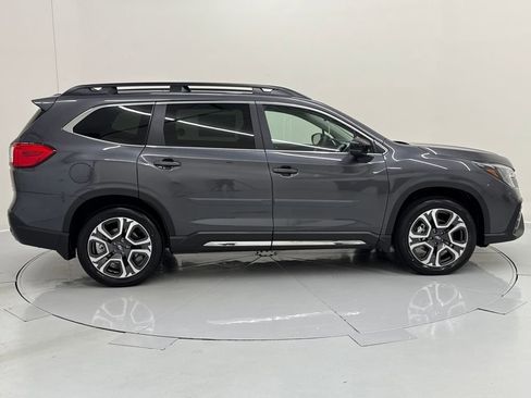 New 2025 Subaru Ascent Limited image 6