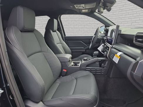 New 2026 Toyota 4Runner TRD Off-Road Premium AWD/4WD image 10