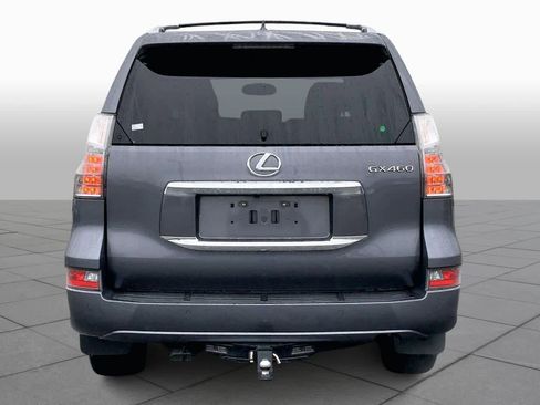 Used 2016 Lexus GX 460 image 4