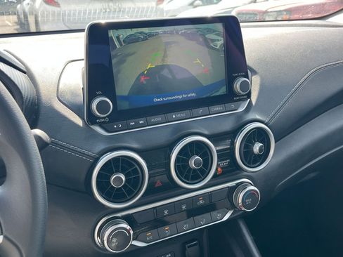 Used 2025 Nissan Sentra SV image 20