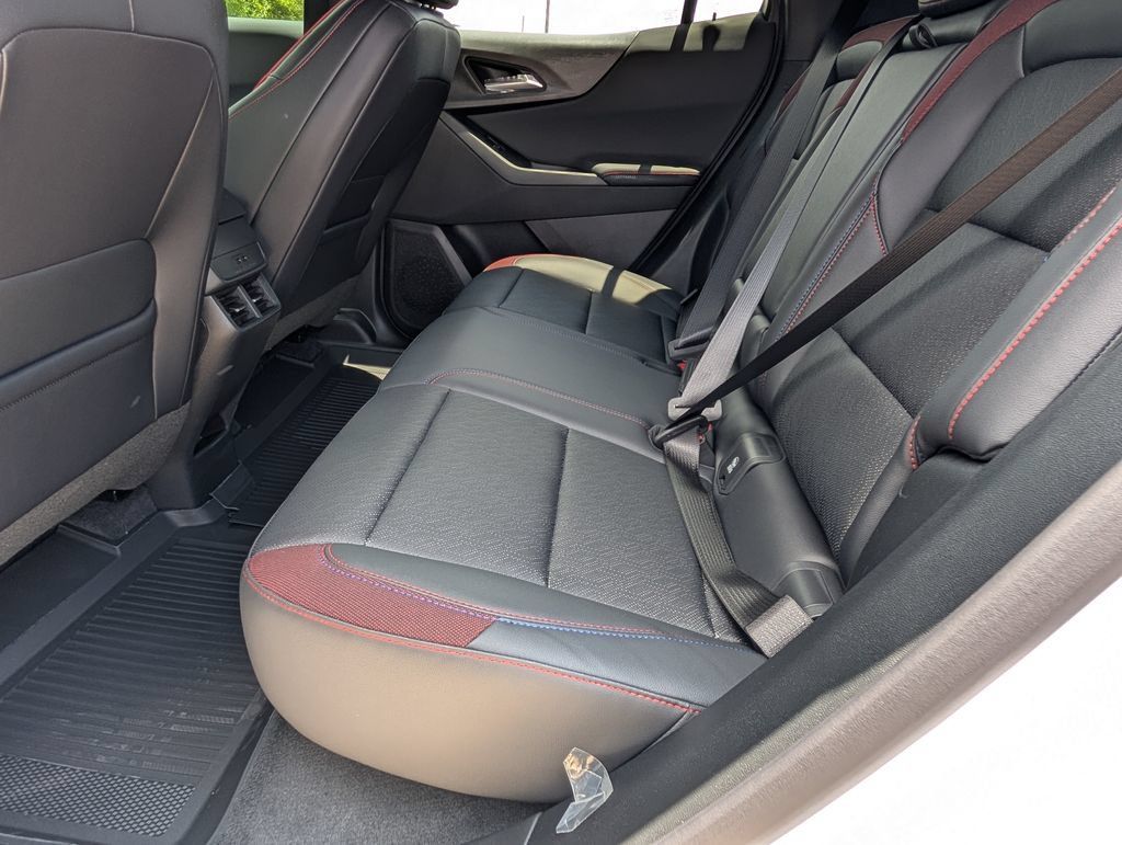 New 2026 Chevrolet Equinox RS w/ Safety and Technology Package FWD image 7