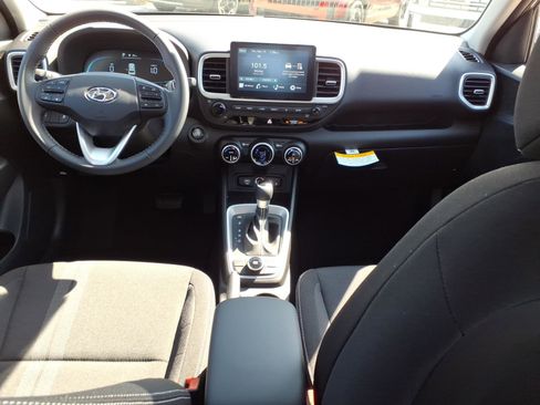 New 2026 Hyundai Venue SEL FWD image 6