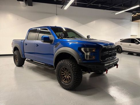 Used 2018 Ford F150 Raptor w/ Equipment Group 802A Luxury AWD/4WD image 12