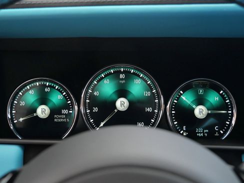 Used 2024 Rolls-Royce Cullinan image 16