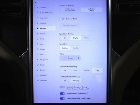 Used 2016 Tesla Model X image 21