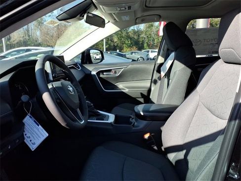 New 2025 Toyota RAV4 XLE w/ Convenience Package image 5