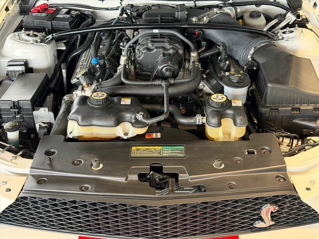 Used 2007 Ford Mustang Shelby GT500 RWD image 23