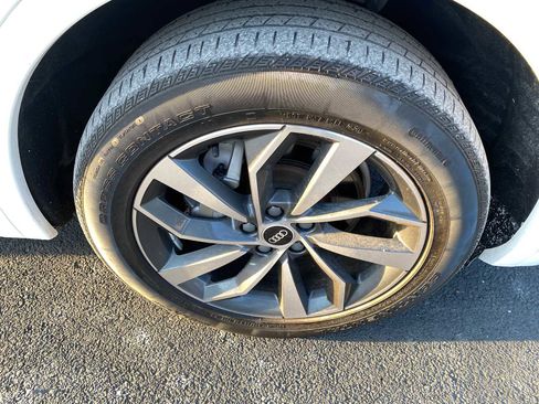 Used 2021 Audi Q5 Premium Plus image 43