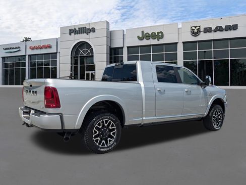 New 2026 RAM 2500 Limited AWD/4WD image 3