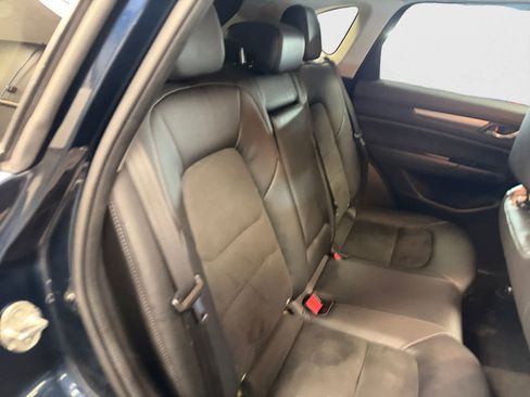 Used 2019 MAZDA CX-5 Touring image 19