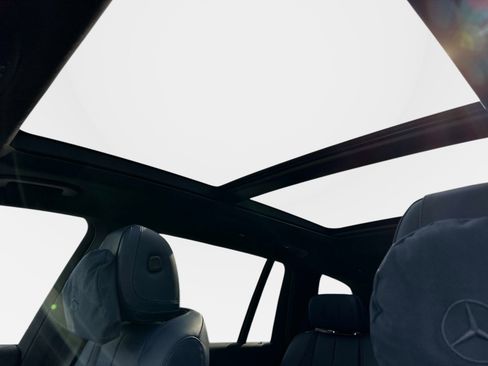 New 2026 Mercedes-Benz GLS 580 580 4MATIC SUV image 24
