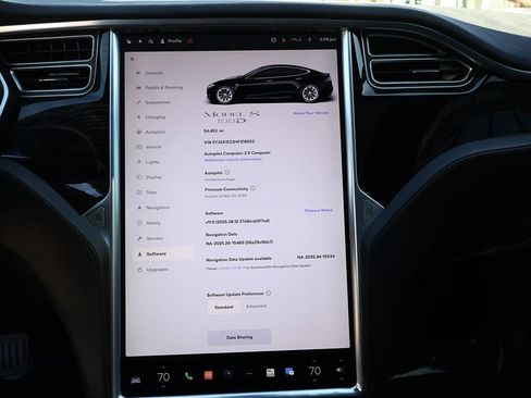 Used 2017 Tesla Model S 100D image 48