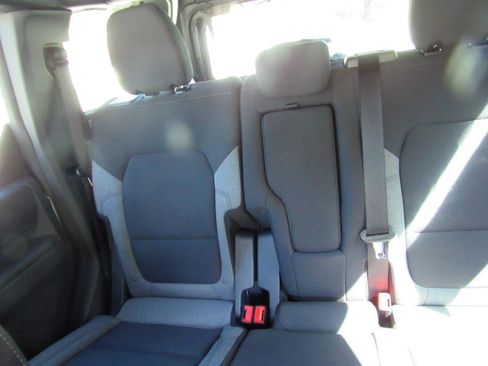 Used 2025 Ford Bronco 4-Door AWD/4WD image 8