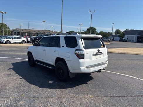 Used 2014 Toyota 4Runner SR5 RWD image 7