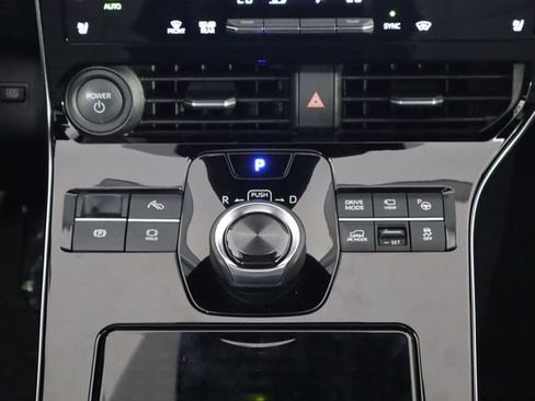 Used 2023 Subaru Solterra AWD image 30