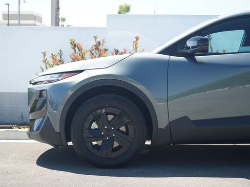 New 2026 Subaru Uncharted Premium FWD image 2