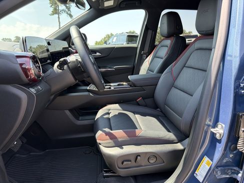 Used 2026 Chevrolet Equinox RS w/ Convenience Package III AWD/4WD image 14