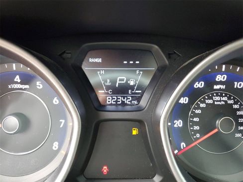 Used 2016 Hyundai Elantra SE image 26