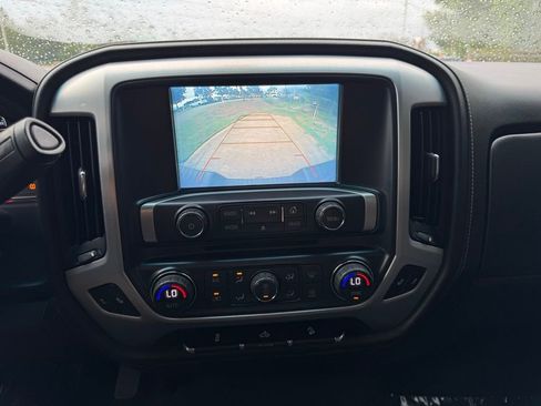 Used 2018 GMC Sierra 1500 SLE w/ SLE Value Package AWD/4WD image 21