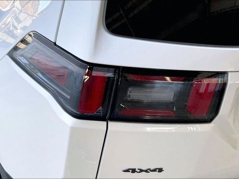 New 2026 Jeep Cherokee Limited AWD/4WD image 12