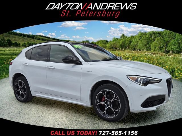 Used 2023 Alfa Romeo Stelvio Veloce AWD/4WD image 1