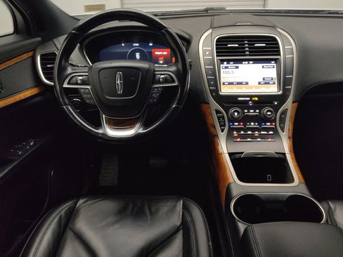 Used 2019 Lincoln Nautilus Select image 22