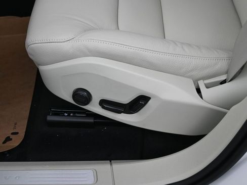 New 2025 Volvo XC60 T8 Core w/ Climate Package image 13