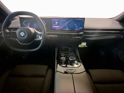 New 2026 BMW 530i xDrive w/ Premium Package AWD/4WD image 5