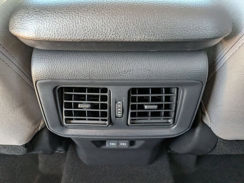 Certified 2025 Toyota RAV4 XLE AWD/4WD image 16