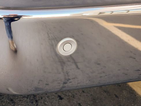 Used 2018 RAM 3500 Laramie image 12